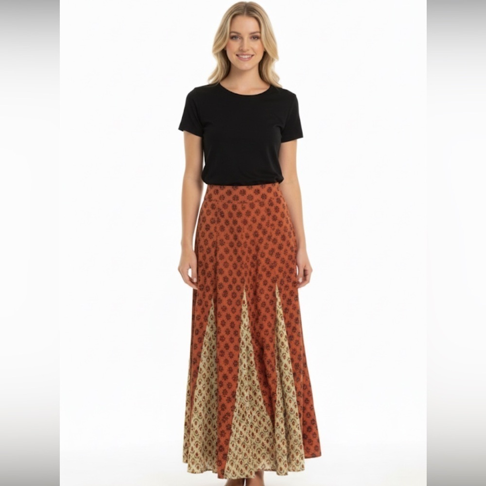 VINTAGE floral maxi skirt size small